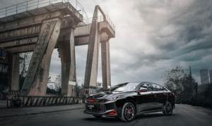 年輕人的第一臺運(yùn)動轎跑東風(fēng)風(fēng)神2021款奕炫帶你玩轉(zhuǎn)賽道